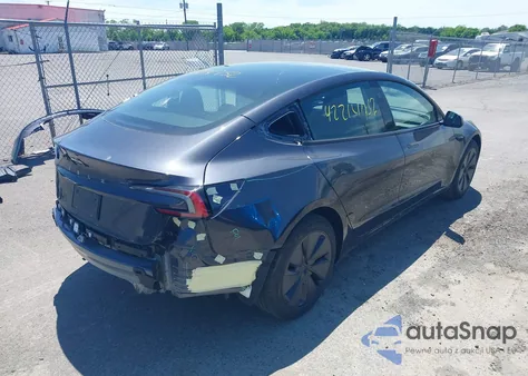 2024 Tesla Model 3 Long Range Dual Motor All-Wheel Drive/Rear-Wheel Drive z USA, uszkodzony, nr VIN 5YJ3E1EA3RF784002